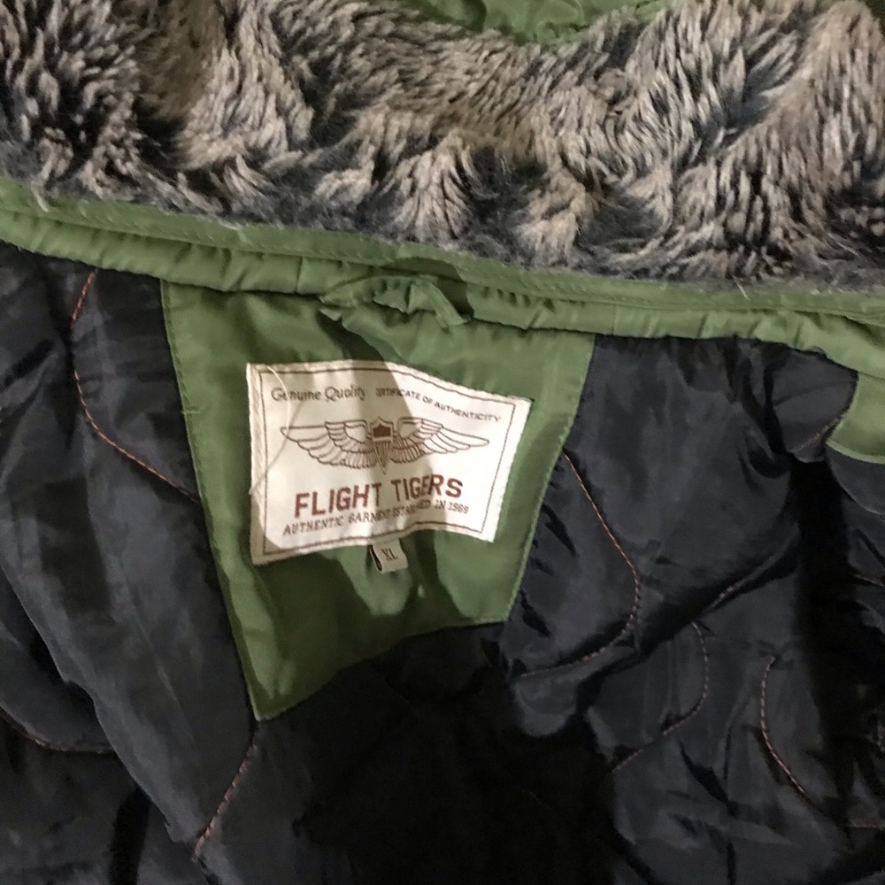 Winter jacket - Picture 5 of 5